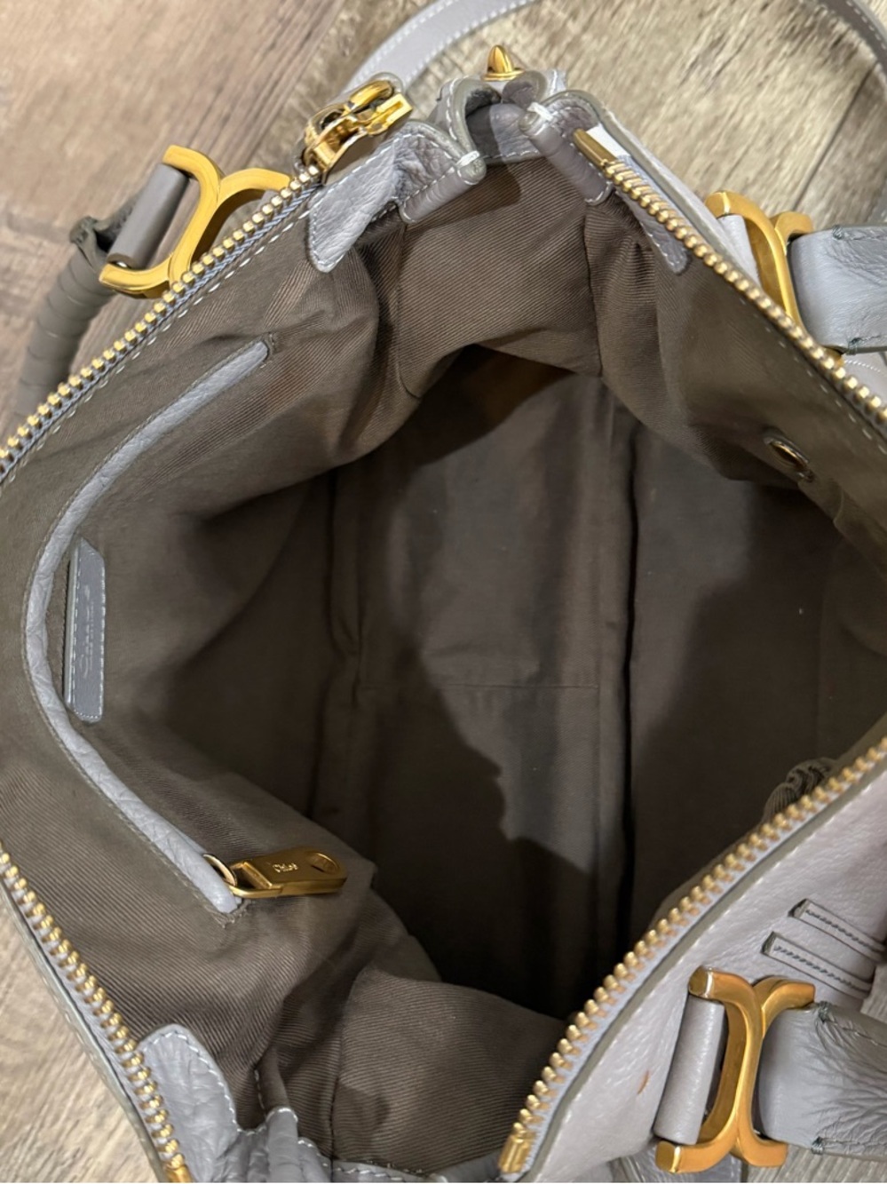 Chloe Marcie Medium Dove Gray Leather Shoulder Bag with Gold Hardware - Picture 9 of 11
